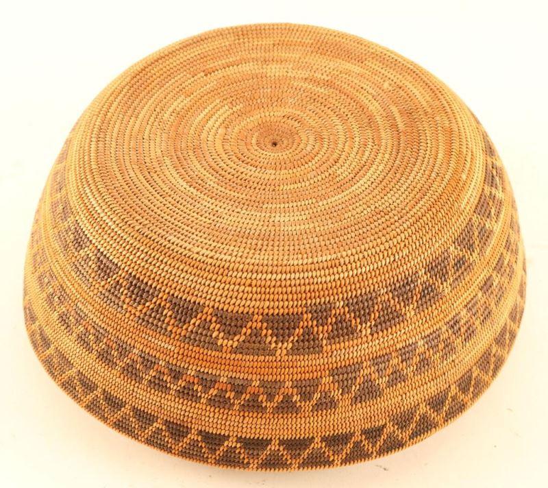 Youkuts Polychrome Bottleneck Basket