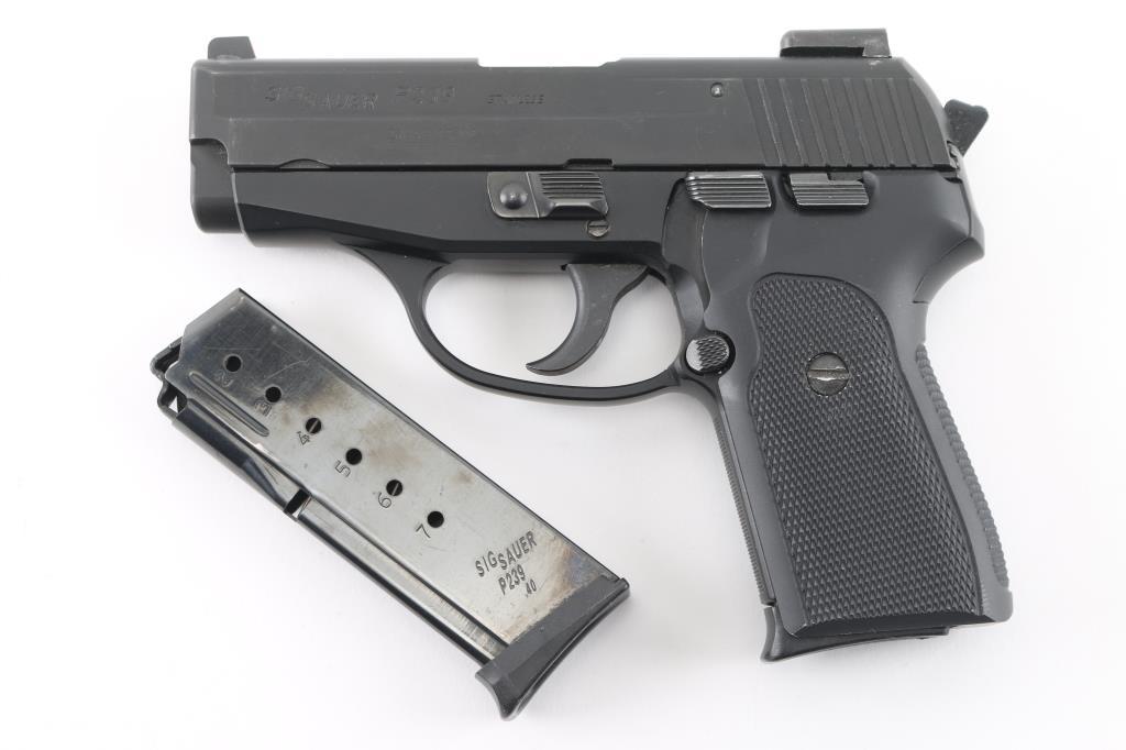 Sig Sauer P239 40 S&W SN: SA4-83354
