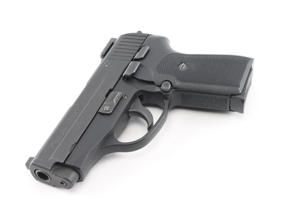 Sig Sauer P239 40 S&W SN: SA4-83354