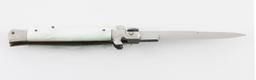 AKC Switchblade