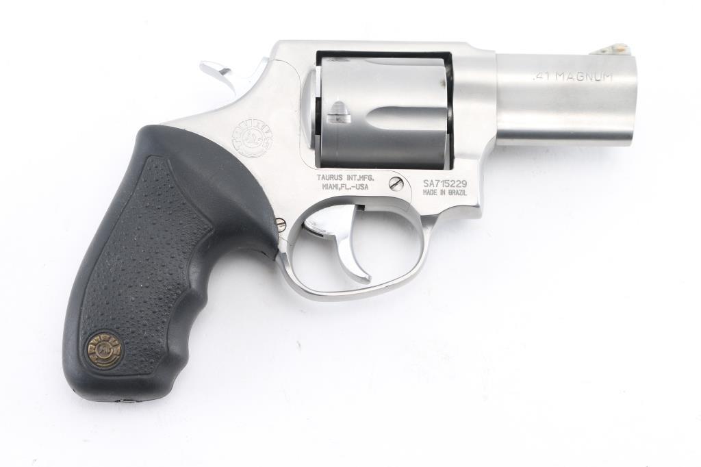 Taurus 415 41 Magnum SN: SA715229