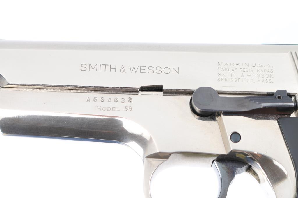 Smith & Wesson Model 59 9mm SN: A664632