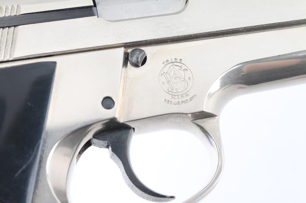 Smith & Wesson Model 59 9mm SN: A664632