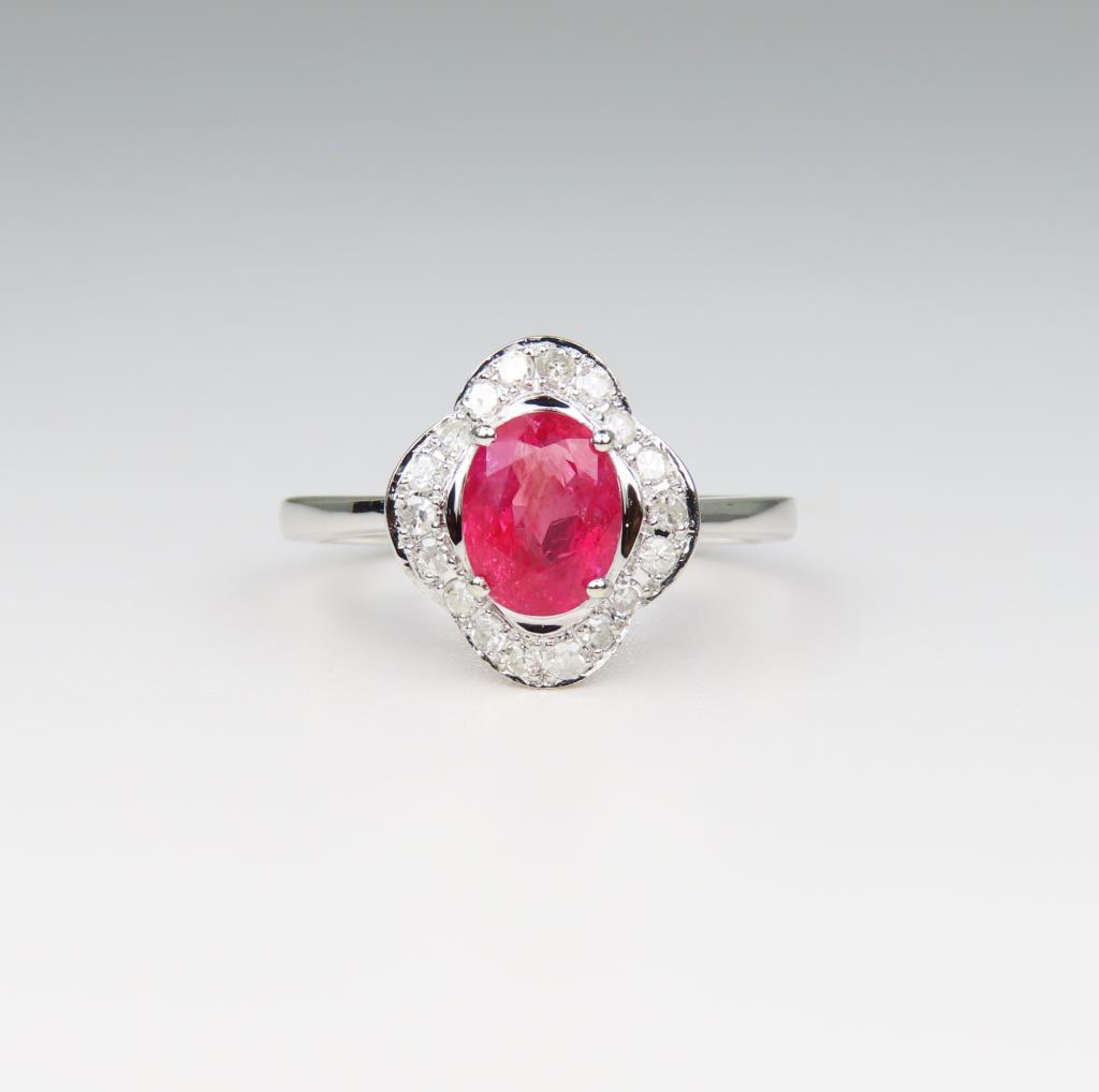 Elegant Orangy-Pink Sapphire and Diamond Ring
