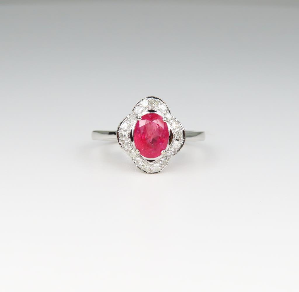 Elegant Orangy-Pink Sapphire and Diamond Ring