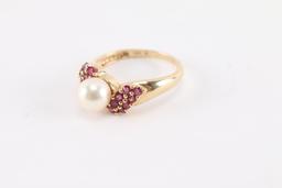 Ladies Pearl & Spinel Ring