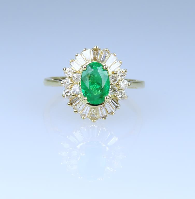 Beautiful Fine Ballerina Style Emerald