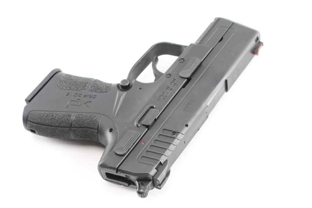 Springfield XDE-9 9mm SN: HE907696