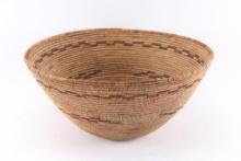 Large Native American Basket.