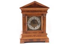 Mantle Clock