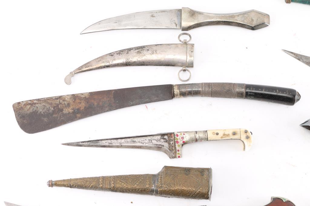 Lot of 7 Antique and 2 Modern Knives