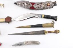 Lot of 7 Antique and 2 Modern Knives