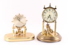 Lot of 2 Clocks.