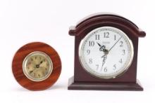 Lot of 2 Clocks