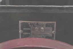 19RG-19 VINTAGE ICE CRUSHER