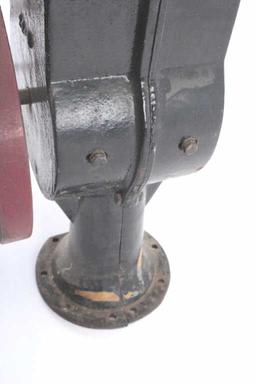 19RG-19 VINTAGE ICE CRUSHER
