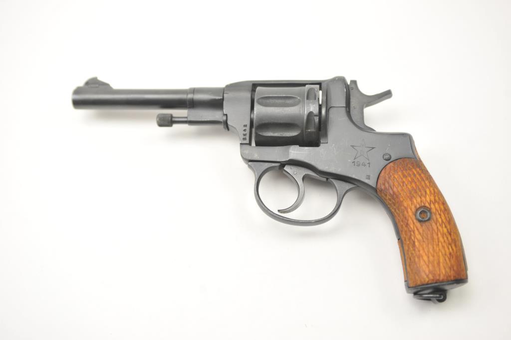 20IWQ-3 1941 DATED RUSSIAN REVOLVER
