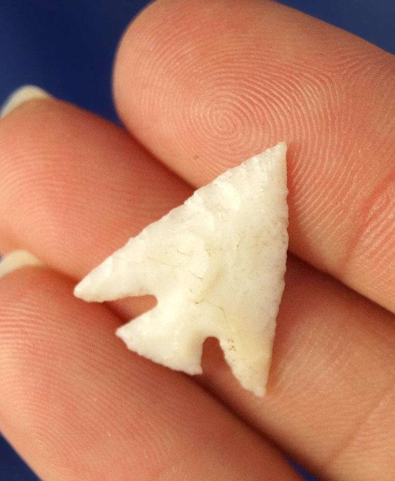 Columbia Plateau made of white Chalcedony, 13/16” L. Found near the Umatilla River.