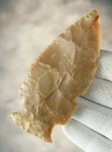 4" thin and well styled Hopewell Knife made from Carter Cave Flint. Found in Ross Co., Ohio.