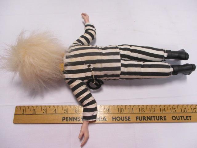 1989 Warner Bros. Beetle Juice Talking/Wind-up Spinning Head Doll