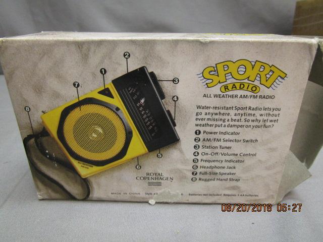 Vintage Westclox Electric Clock w/Box - 1  Led Digital Clock - 1 Sports Radio appears new