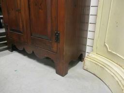 Pine Stephen von Hohen Furniture Co. Wardrobe