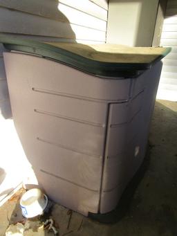 Rubbermaid Horizontal Storage Shed