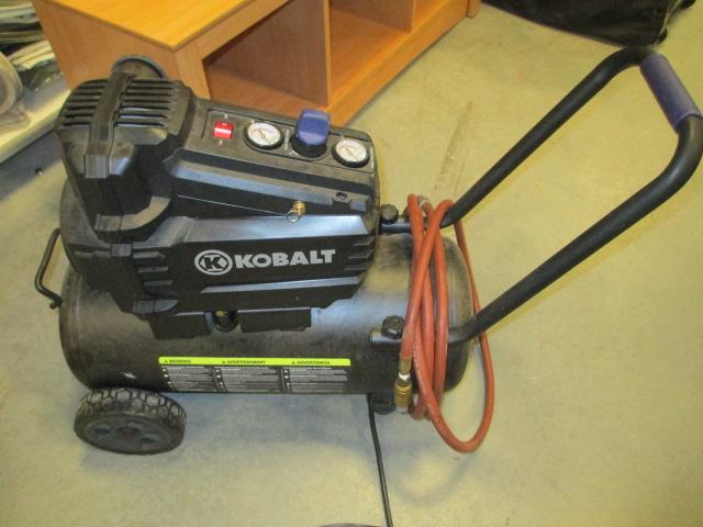 Kobalt 8 Gallon Air Compressor.  1.8 HP.  150 Max PSI