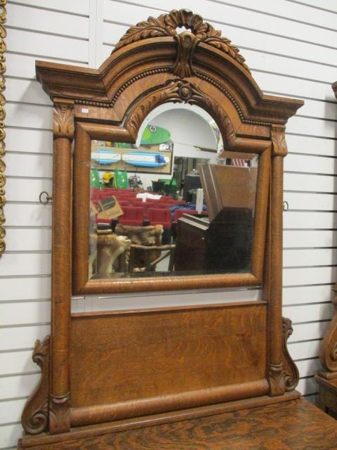 Tiger Oak Wash Stand with Paw Feet and Beveled Mirror