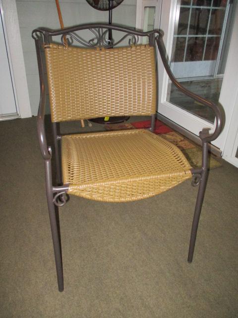 Round Outdoor Table with Two Chairs