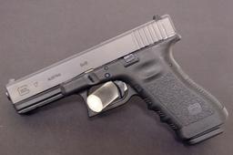 Glock 17 Gen 3 9mm Semi-Automatic Pistol w/ 2 Magazines in Case