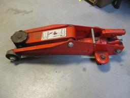 Hydraulic  Floor Jack