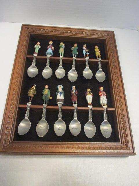 Franklin Mint 1981 Charles Dicken's Keepsake Spoon Collection in Display