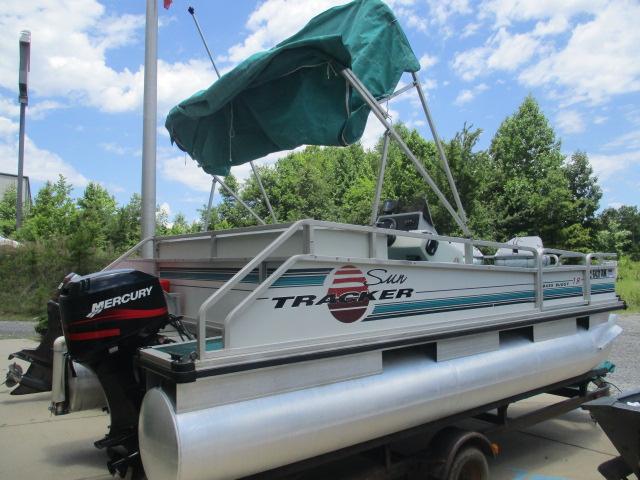1994 Sun Tracker Bass Buggy 18 Pontoon, Trailer, 50Hp Mercury