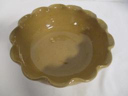Vintage Kentucky Bybee Pottery Fluted Baker
