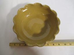 Vintage Kentucky Bybee Pottery Fluted Baker
