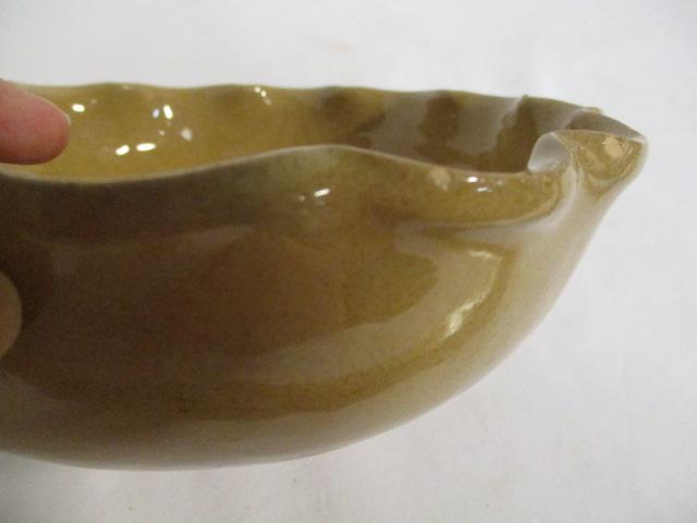 Vintage Kentucky Bybee Pottery Fluted Baker