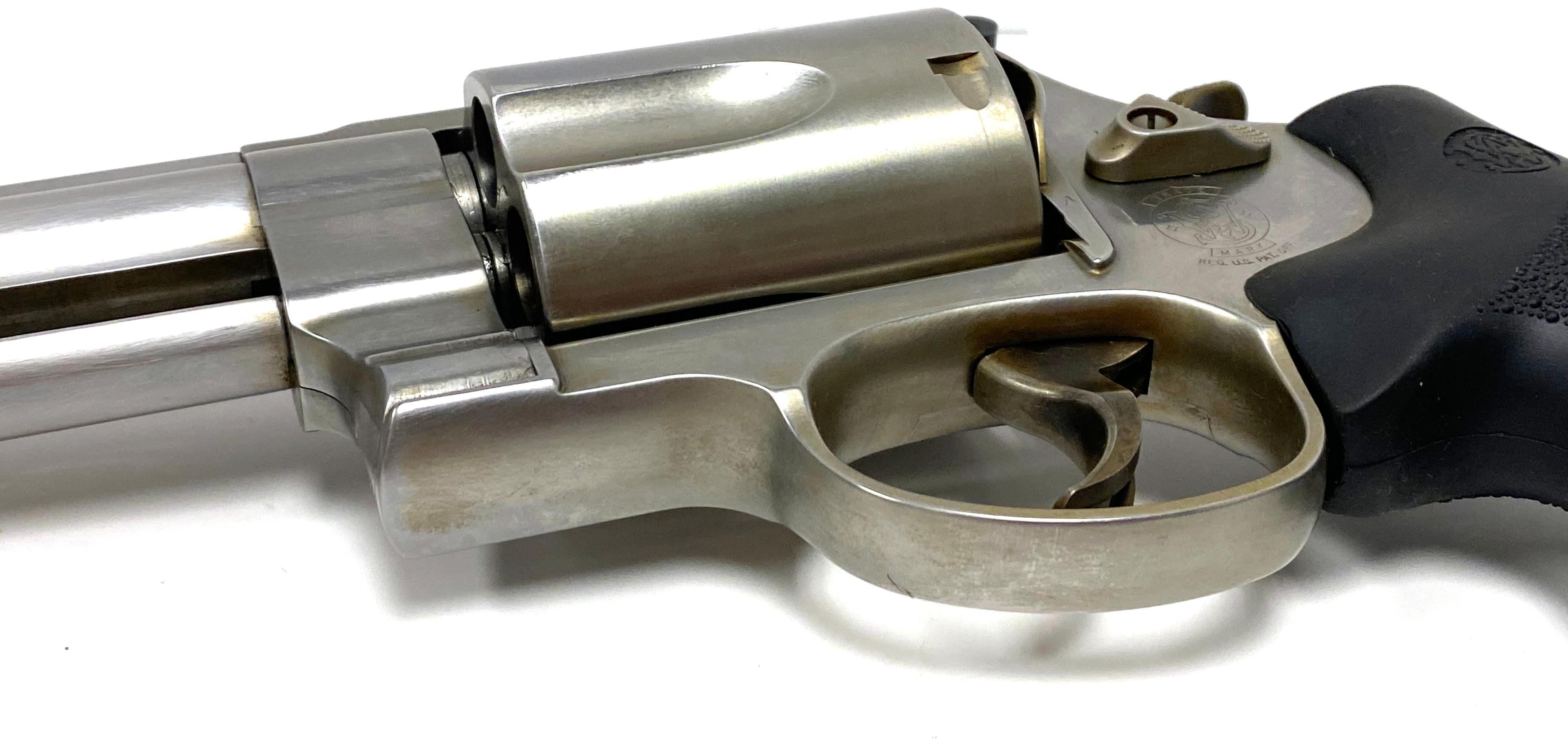LNIB Smith & Wesson Model 500 S&W Magnum 9" Revolver