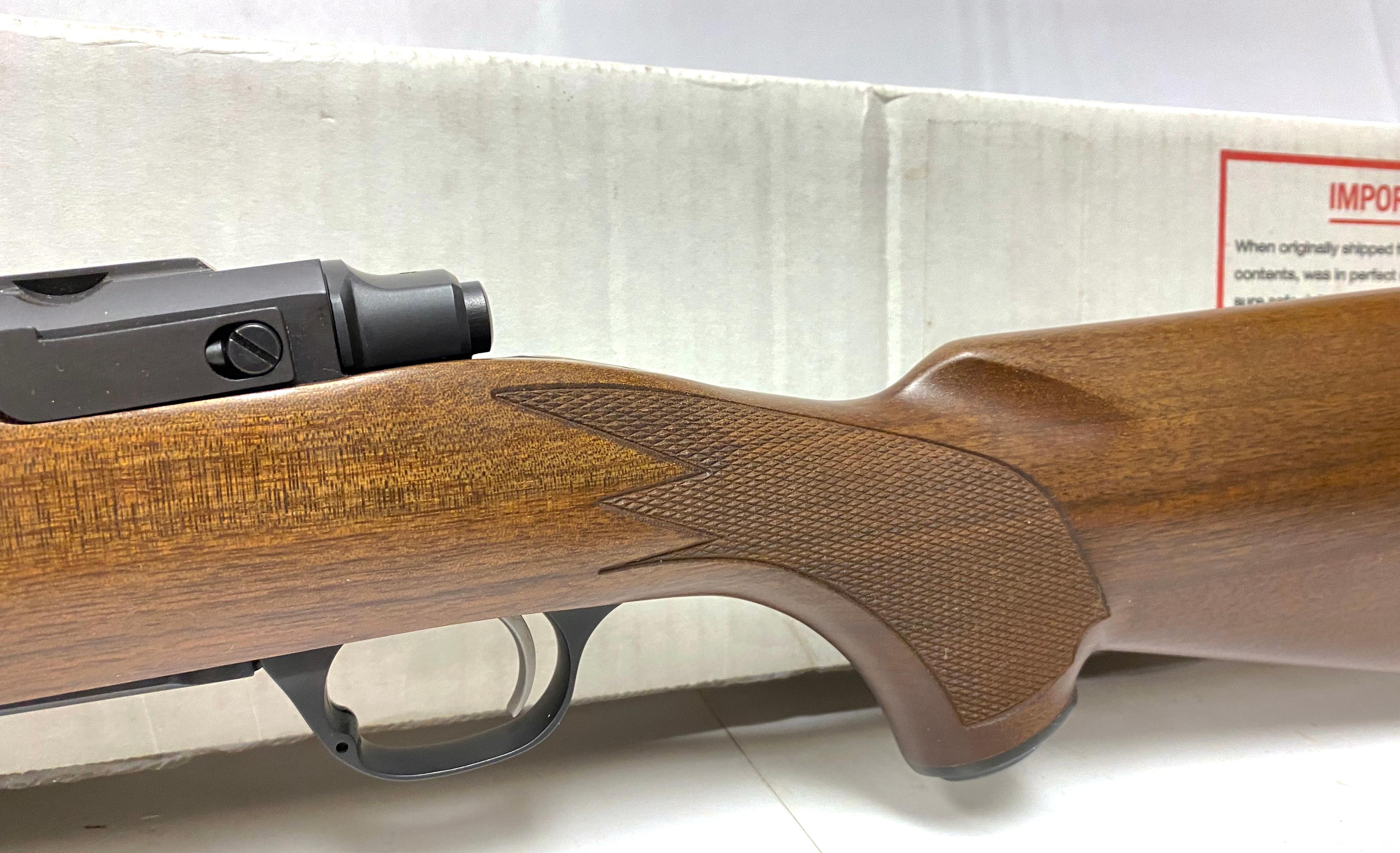 NIB Ruger M77 Hawkeye .257 ROBERTS Bolt Action Rifle