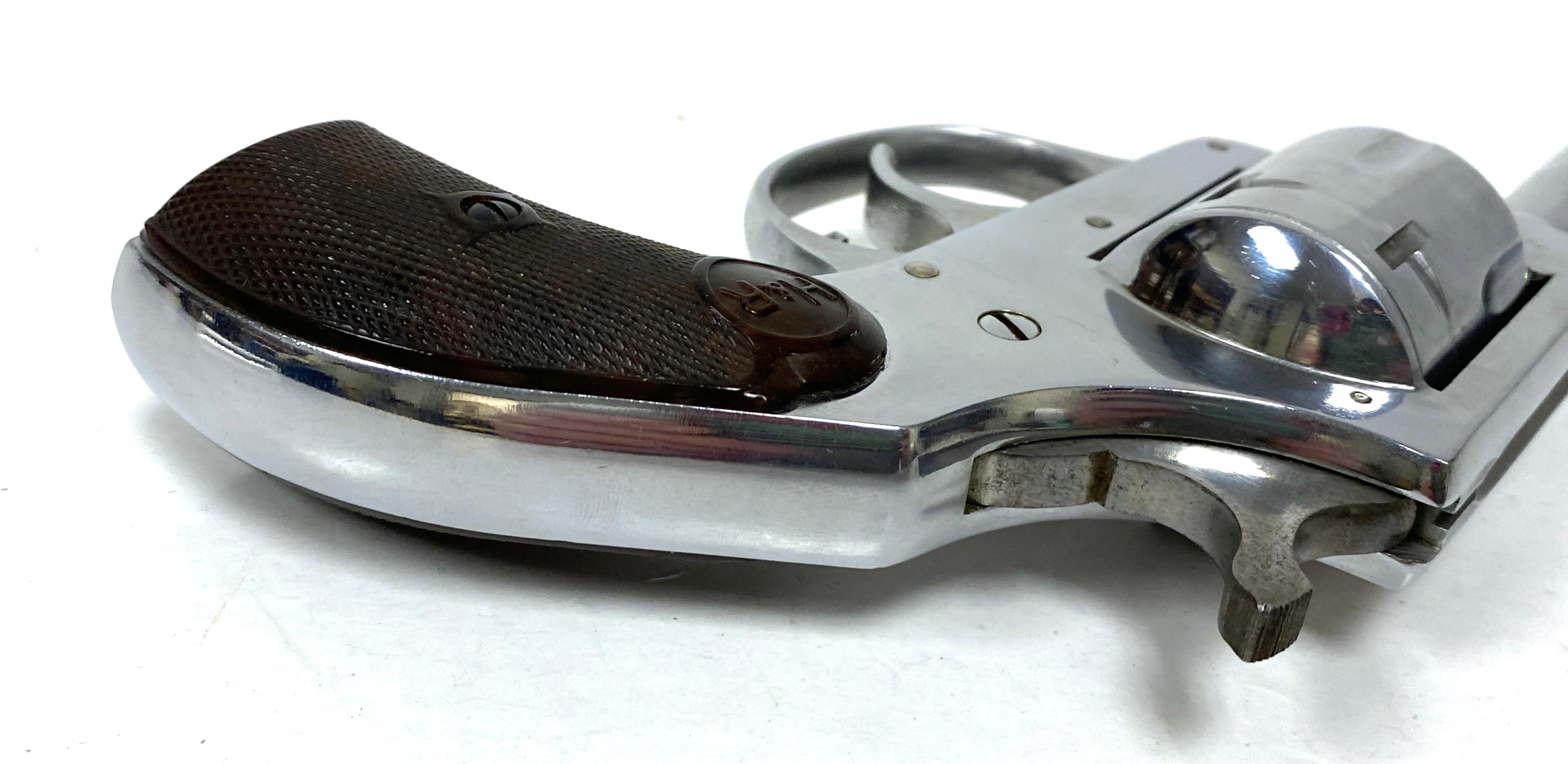 H&R 633 .32 Caliber Double Action Revolver
