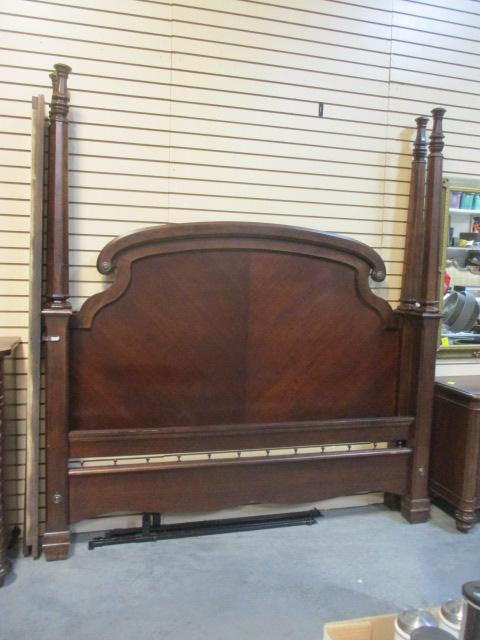 Broyhill Charlestowne Square King Size Four Poster Bed with Wood Rails