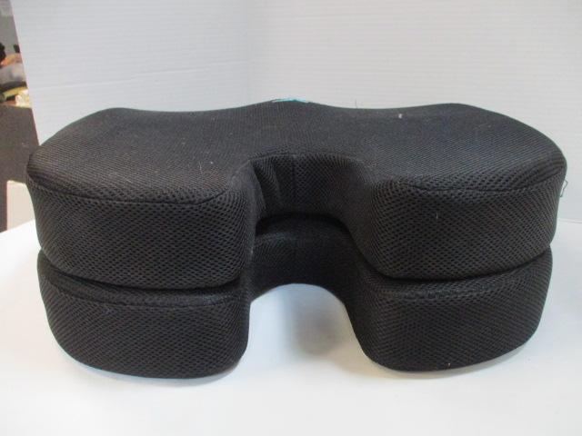 Two Xtreme Comforts Memory Foam Ortho-Seats