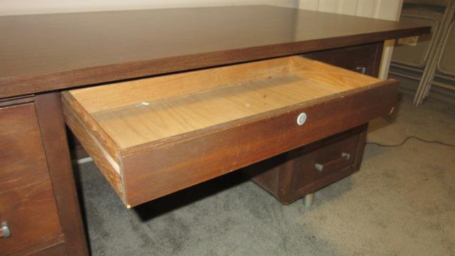 Midcentury Alma Desk Co. High Point, NC "Administrator" Desk and Jasper Seating
