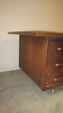 Midcentury Alma Desk Co. High Point, NC "Administrator" Desk and Jasper Seating