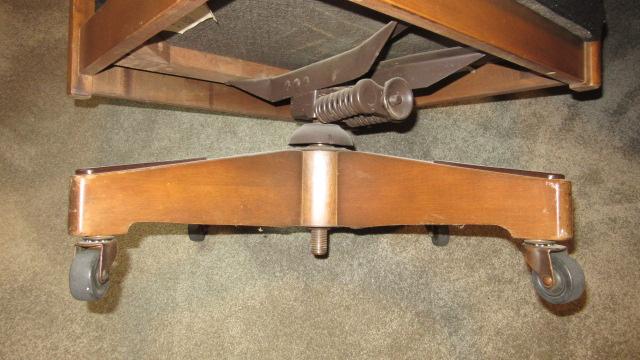 Midcentury Alma Desk Co. High Point, NC "Administrator" Desk and Jasper Seating