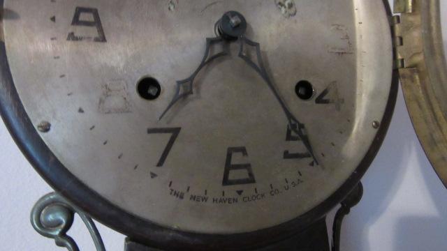 Antique New Haven Warwick Banjo Wall Clock