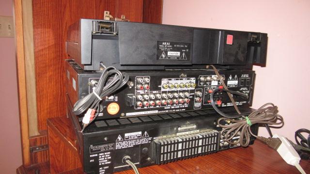 AKAI Stereo System with Pair of Recoton Corp. Speakers