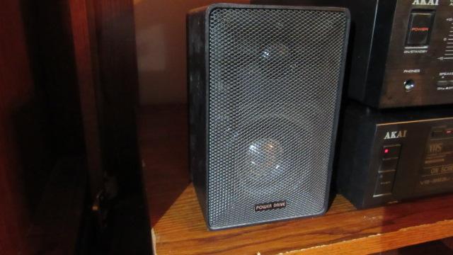 AKAI Stereo System with Pair of Recoton Corp. Speakers