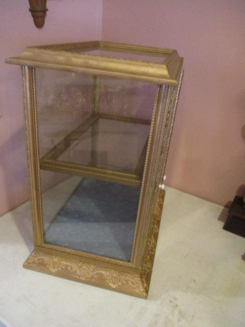 Gilt Countertop Display Cabinet with Mirrored Back and Glass Shelf