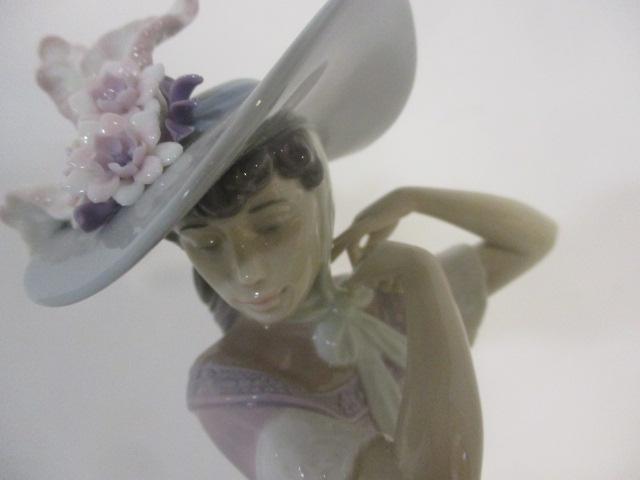 Lladro "Paris in Bloom" Porcelain Figurine #6280